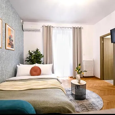 Baby Blue I 2 Bedroom In Piata Unirii Apartment