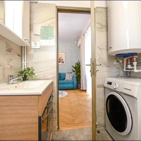 Apartment Baby Blue I 2 Bedroom In Piata Unirii